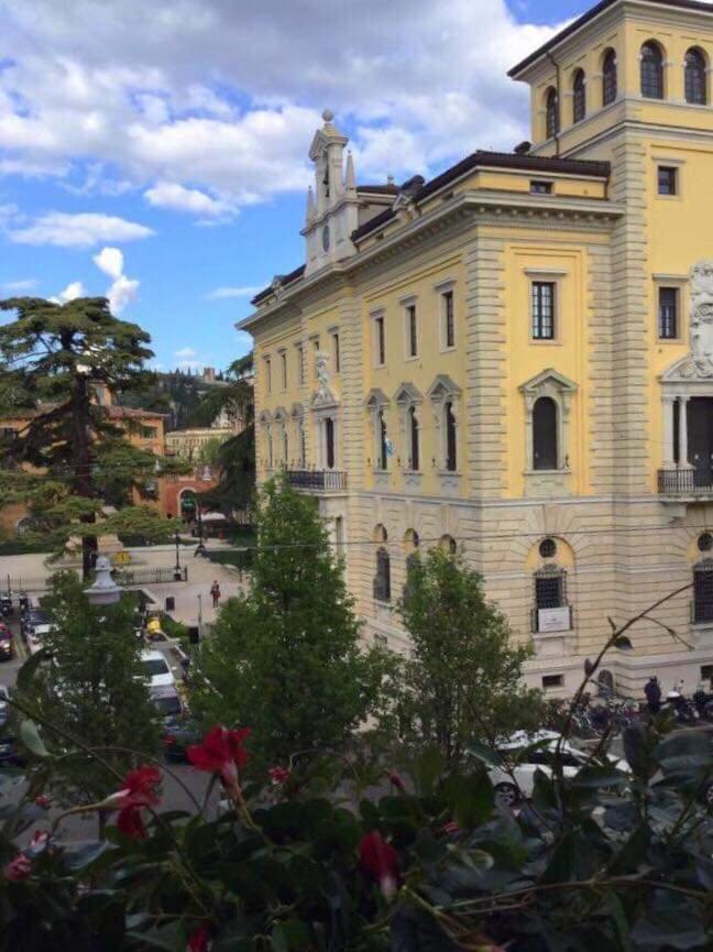 Residenza Navona Verona Bagian luar foto