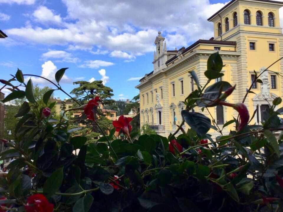 Residenza Navona Verona Bagian luar foto